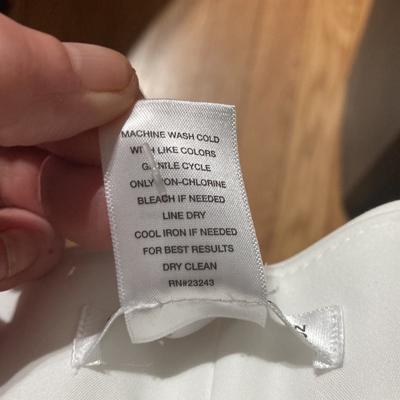 NWOT New York & Company 7th Avenue Dress White Shorts - Picture 7 of 7